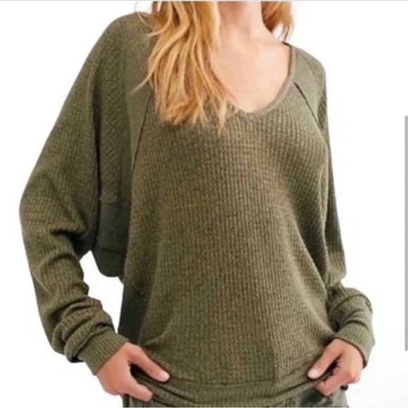 EUC! FREE PEOPLE Santa Clara Long Sleeve Thermal Knit Top Ferngully Green - Picture 1 of 8